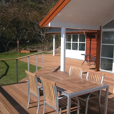 Lovely Home In Ronne With Kitchen レンネ